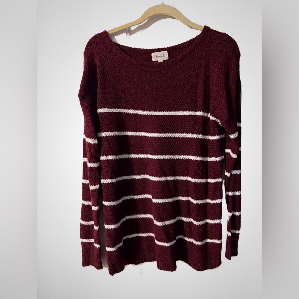Size Medium Light Weight Sweater